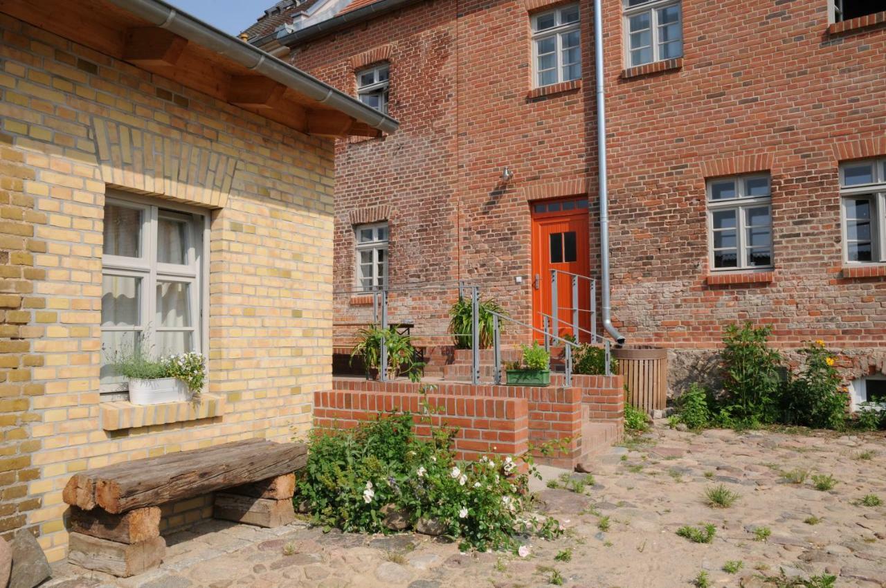 Mirabellenhof-Fewo Mit Terrasse Biesenthal ภายนอก รูปภาพ